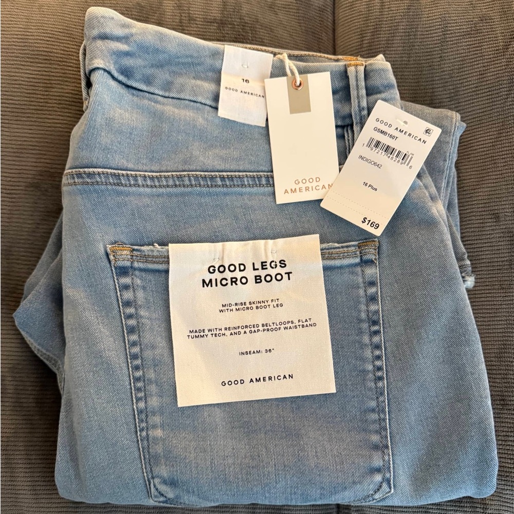 Good American Good Legs Micro Boot Jeans